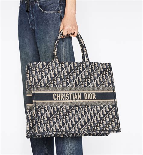 dior tote bag around the world|christian dior tote bag personalized.